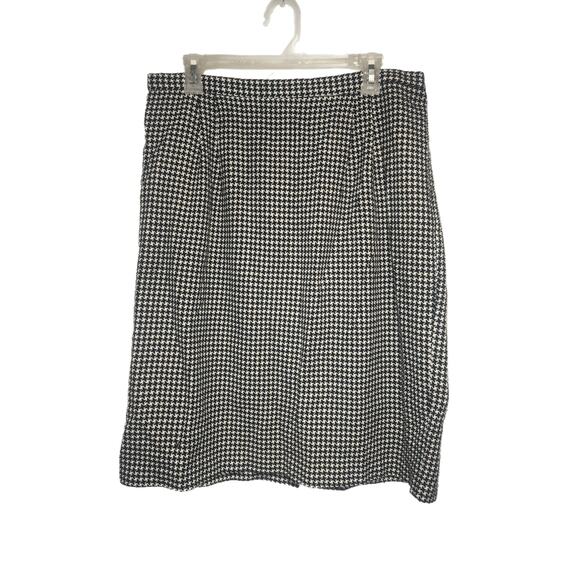 Women's Black/White Skirt Size XL - Picture 1 of 1